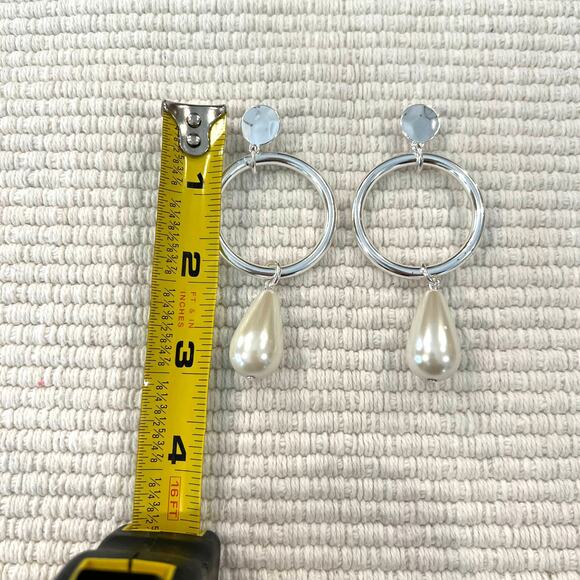 NWT J. Crew Silver Mirror Pearl Drop Earrings - Picture 5 of 5